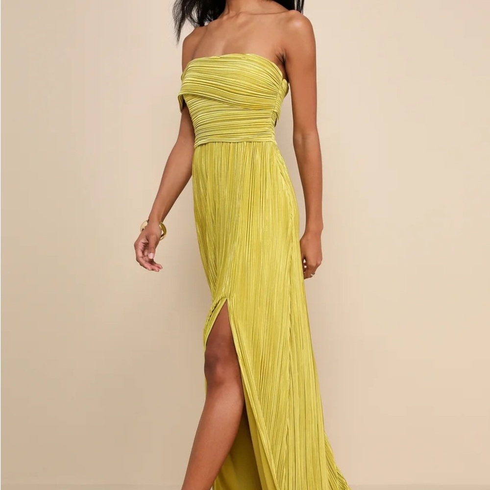 Elegant Strapless Yellow Dress